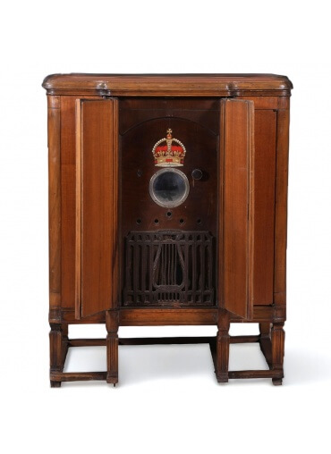 Vintage Transistor Radio & Gramophone Cabinet